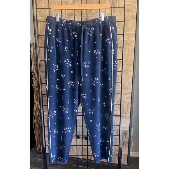 Tommy Hilfiger Womens Sz Large Navy Floral Print Drawstring Pants Cottagecore - Picture 2 of 6